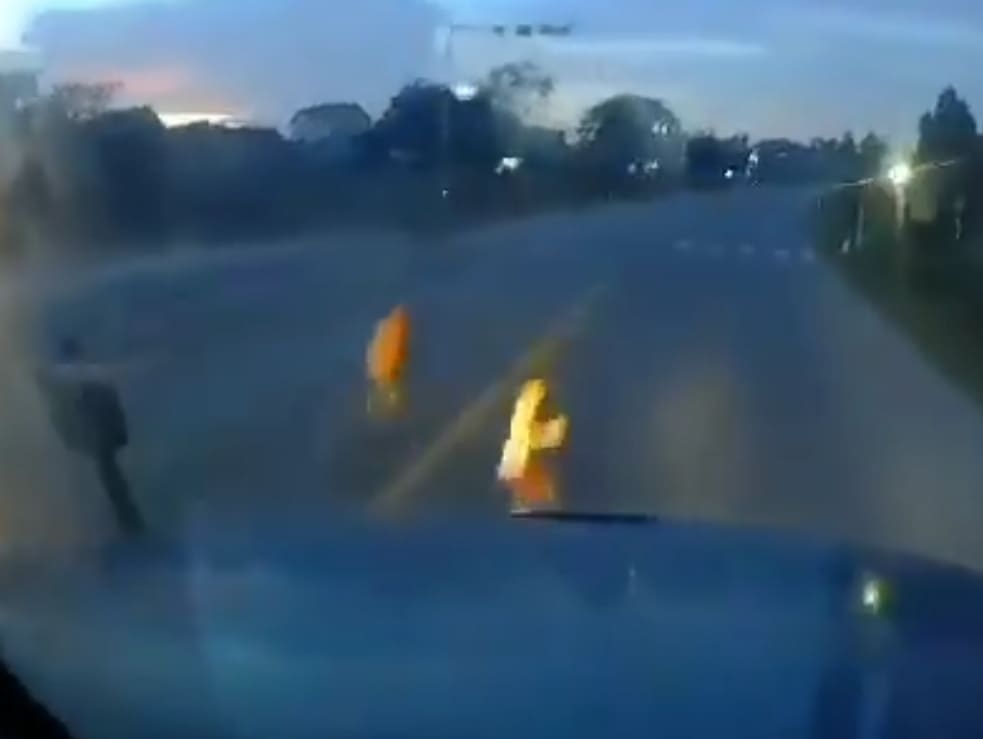 Unsupervised Kids Meet 18-Wheeler