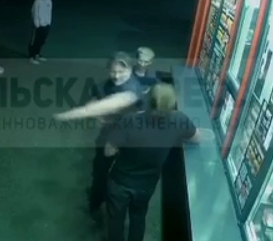 Stomped To A Pulp At Shawarma Shop