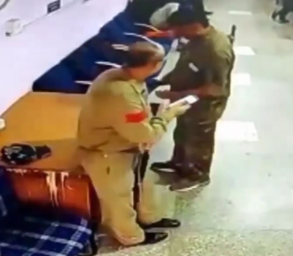 Police Officer Shows Importance Of Gun Safety