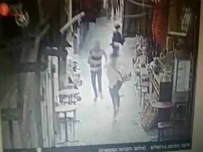 Palestinian Stabs Two Israelis in Jerusalem; Israeli Army Reportedly Kills Palestinian Teen Near Bethlehem