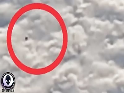 UNKNOWN Space Machines HIDDEN In Earths Atmosphere