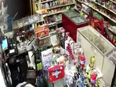 Attempted armed robbery caught on CCTV in Durbanville