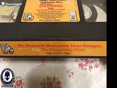 Are We Living In Split Realities - The Mandela Effect