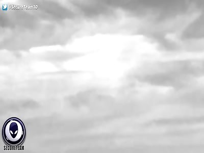 Mass UFO Sightings & The Covert Campaign Against Ufology