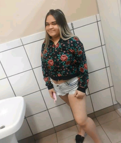 Young Girl Jump From Height to Kill Herself