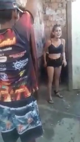 Pretty Chick Meets a Cruel World