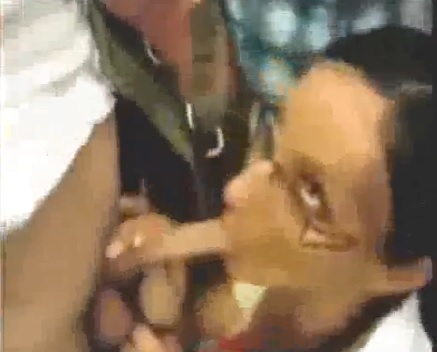  Drunk Girl Blows stranger at beer festival