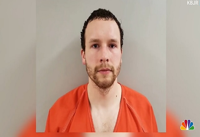 Man Kills Sex Offender with Moose Antlers