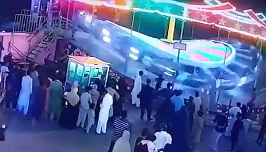 Kid Dies After Getting Flung from a Music Express Ride.
