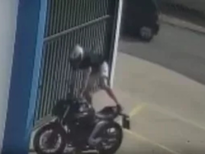 Concrete Wall vs. Bikers Head = EXPLODE.