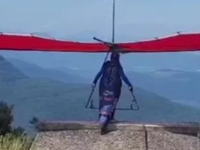 Hang Gliding is Dangerous!! Dudes Last Thrill