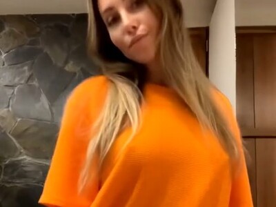 What is this Mom Doing?