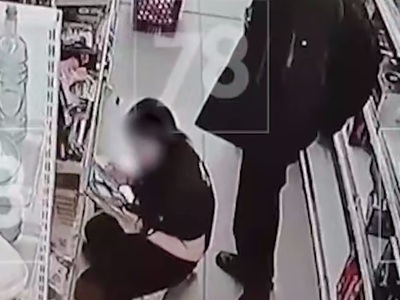 Man Pleasures Himself on Girl Working