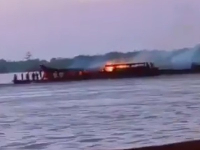 148 people die after boat catches fire in Congo. Woman wanted to Cook Food