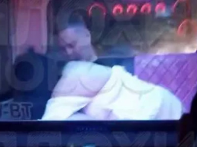 Taxi Driver tries to Stop Couple having Oral Sex in the Back