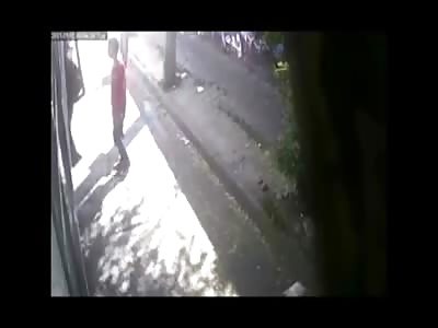 CCTV Catches Sneaky Old Man Committing Suicide by Bus 