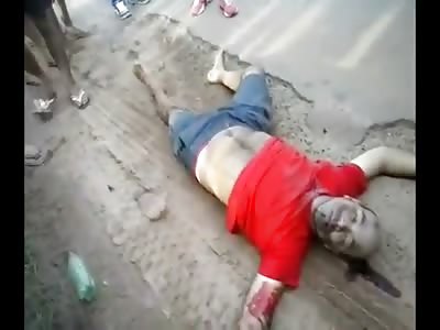 Policeman pulls his Pistol to Put One More Bullet in a Thief's Face