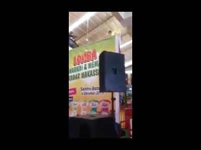 Child was Playing on the Escalator and Somehow Got Himself Stuck 