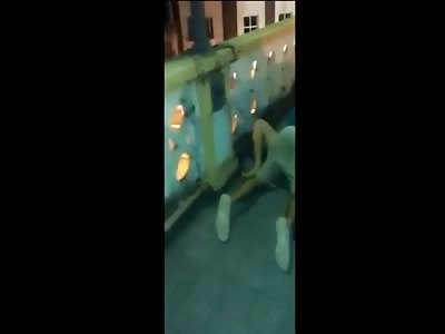 Couple can't Wait..Pulls Over and Fucks on the Street 