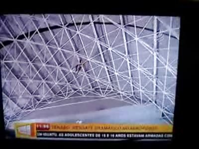 Idiot Jumps from the Top of Shopping Mall Ceiling