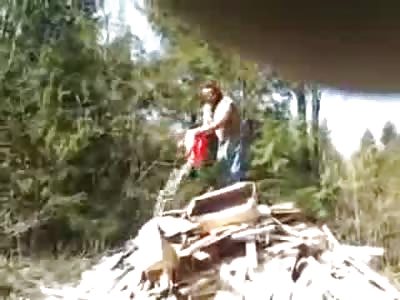 STUPIDITY: Hillbilly's and Fire Don't Mix......