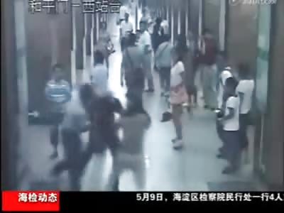 SPARKS:Man Pushes Another over a Subway Ledge Hitting the 3rd Rail