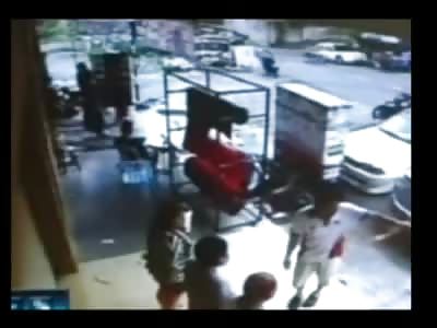 FRIENDZONE: Awesome Friends Defend Their Buddy from Brutal Machete Attack