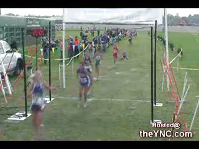 Marathon Runner breaks her Leg