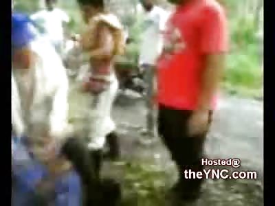 Criminal gets a Brutal Beating before the Cops Arrive