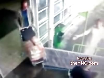 Man Body Slams Guy outside of Grocery Store over Cart Dispute