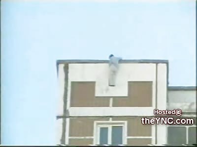 Man Falls to his Death as Police Attempt Rescue