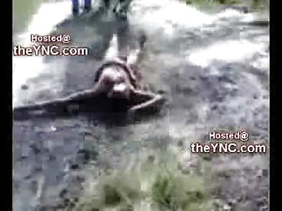 SHOCKING MURDER Video: Begging Man is Dragged, Shot snd Set on Fire by Gang of Men and Kids