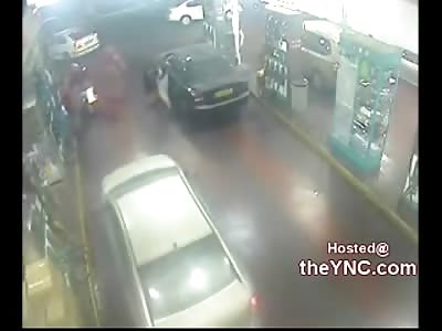 Guy Intentionally Runs Motorcycle Rider over that Cut him Off