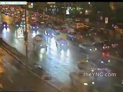 Death Wish: Crazy Fuck Walks Across Busy Russian Street