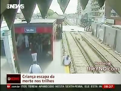 Unbelievably Stupid Mom almost Kills her Kid on Train Tracks