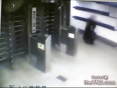 Respect your Elders? Female Brutally Robs 81 Year Old Granny in NYC Subway