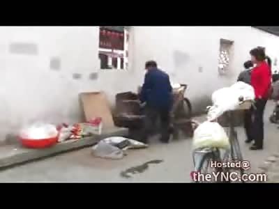 Making Popcorn in China......The Ghetto Way