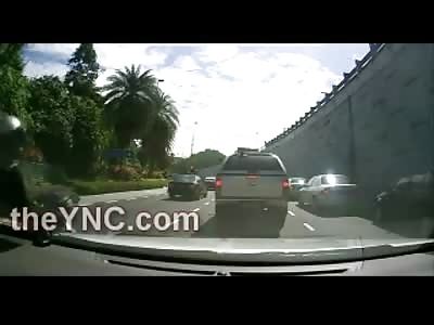 Watch This!!  Brazen Motorcycle Bandits Smash Window and steal Purse in Traffic