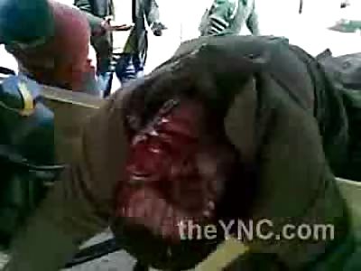 Libyan Rebels Kill and Loot Libyan Soldiers 