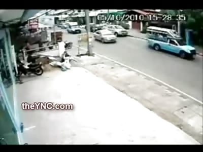 Female Scooter Drivers arent any Better...Shriek!!