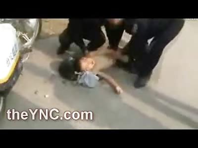 WHAT THE HELL: Chinese CPR...Poor Kid is Flipped up Ran Around...Hhahahahaha