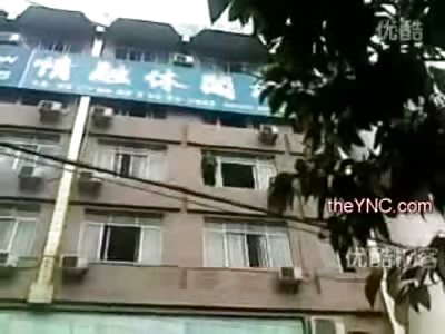 Man Breaks his Neck in very Awkward Suicide Jump (Died later in the Hospital)