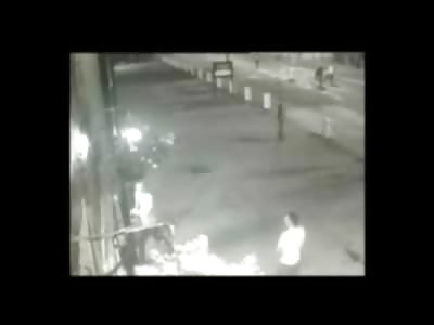 Maniac kicked out for Smoking comes back with a CHAINSAW