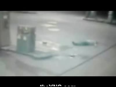 Gas Station Attendant holding Gas Hose Murdered in Robbery gone Wrong