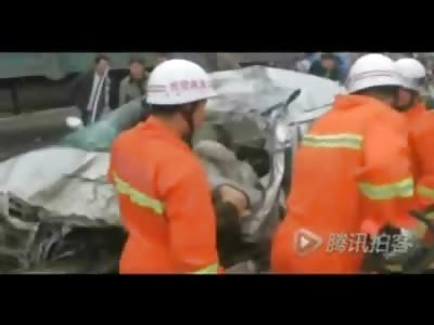 Husband and Wife Crushed to Death in Fatal Accident Wife ends up in the Back Seat