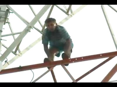 Man Kills Himself during Live News Report with his Wife on Scene