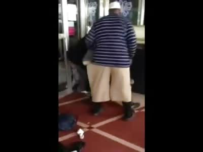 Insane Naked Black Guy Tased by Police and Beaten by Bystanders after Attacking his Girlfriend 