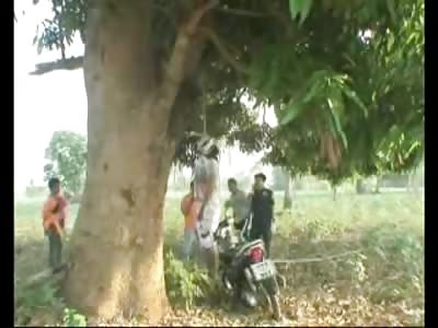 Ashamed even in Suicide..Russian Man Hangs Himself with Black Bag over his Head