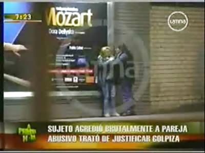 Man Beats and Chokes His Girlfriend on the Street for Not Listening