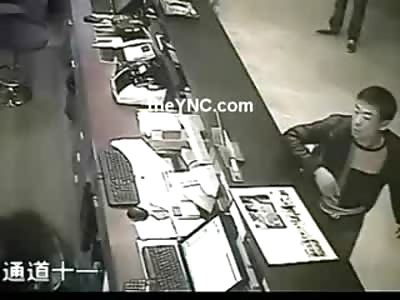 HOROR: Hotel Employee Badly Beaten when Asking men for ID to Get Room